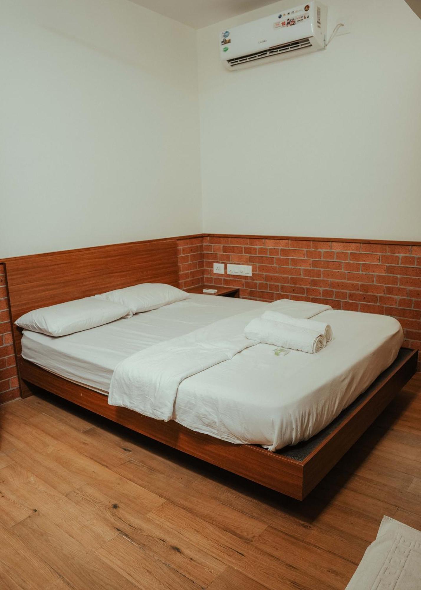 Waves And Shores Beach Villa 마라리쿨람 외부 사진