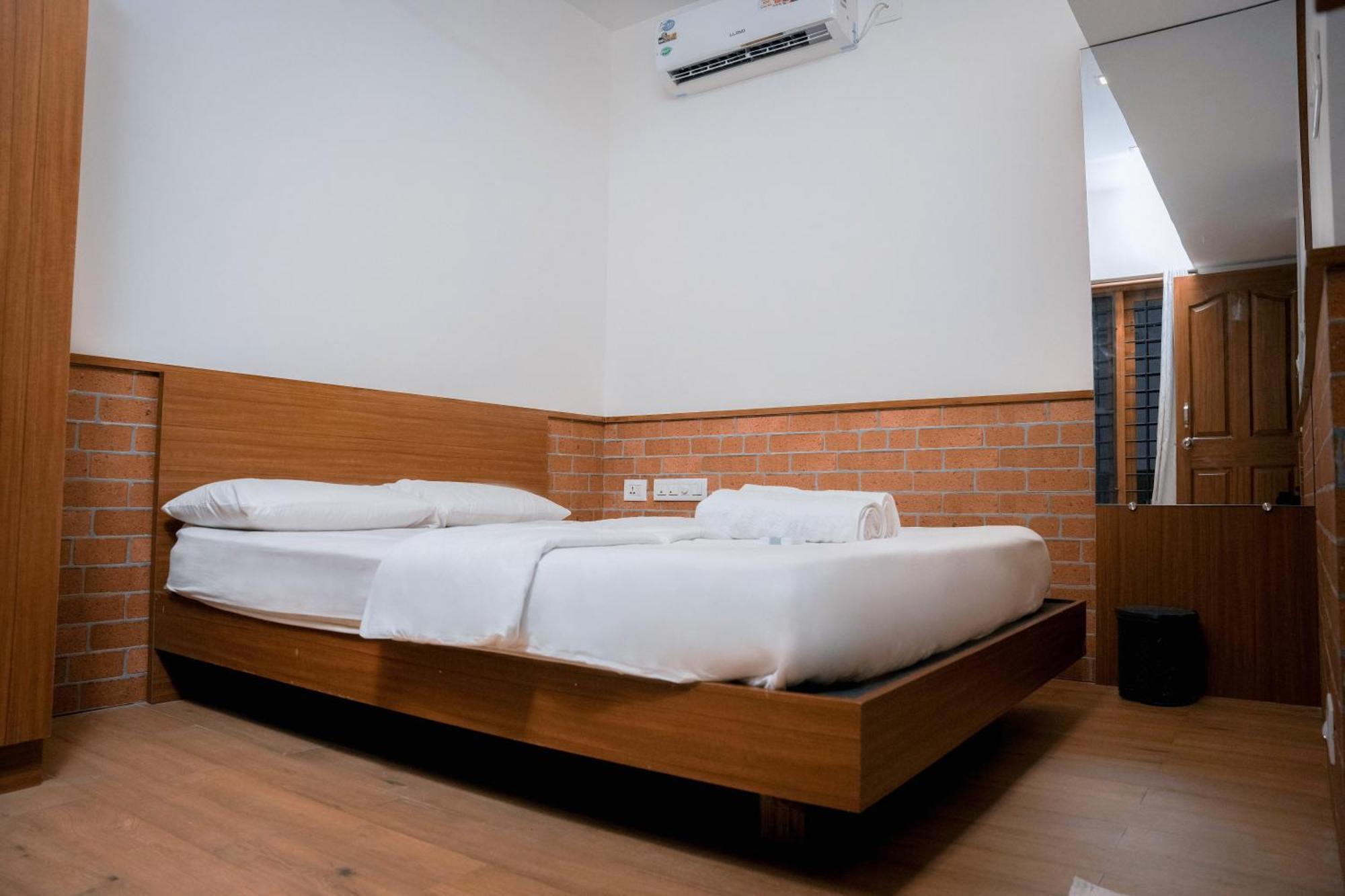 Waves And Shores Beach Villa 마라리쿨람 외부 사진